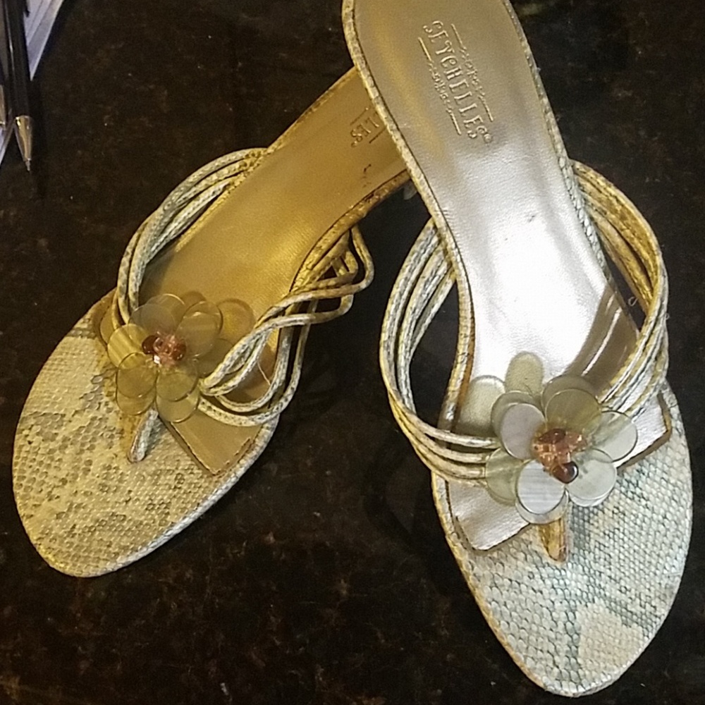 Seychelles sandals